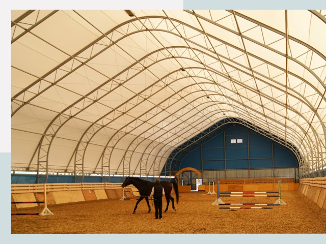 Строительство конных манежей в Тутаеве