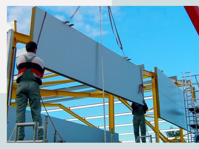 Монтаж сэндвич-панелей в Тутаеве от 629 руб.